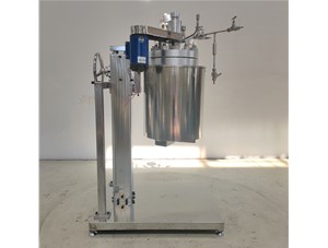 20L高壓不銹鋼手動(dòng)升降翻轉反應釜已完工發(fā)往濟源