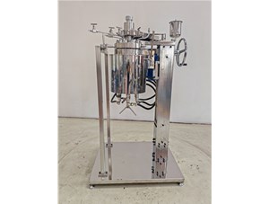 5L高溫高壓不銹鋼手動(dòng)升降實(shí)驗釜已完工發(fā)往滄州