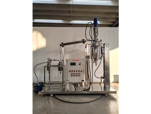 25L防爆不銹鋼夾套循環(huán)加熱蒸餾反應釜已完工發(fā)往盤(pán)錦